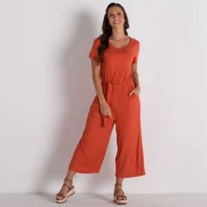 Macacão pantacourt laranja para post sobre moda básica feminina Havan