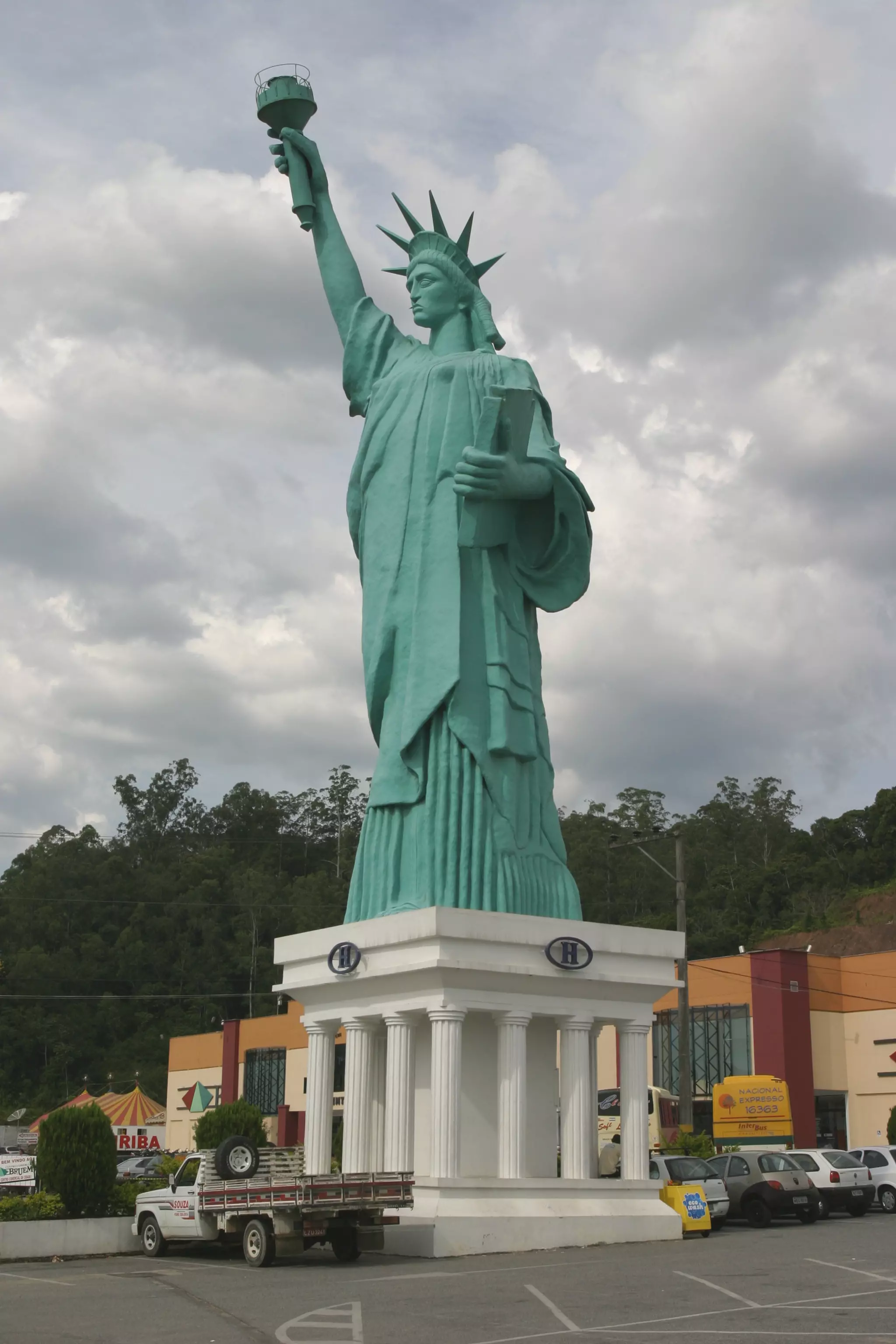 Estátua da Liberdade Havan